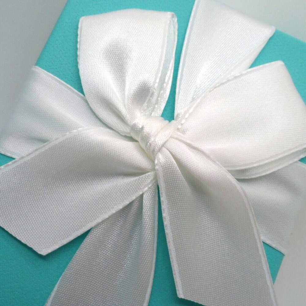 Tiffany & Co. Sterling Silver Heart Tag 7 1/2" Charm Bracelet - Picture 2 of 4